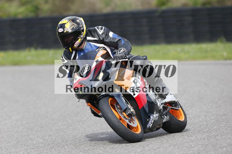 /53 16.09.2025 Track Day Domi Aegerter ADR/Gruppe gelb/105